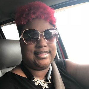 Meet your Posher, Lashanda